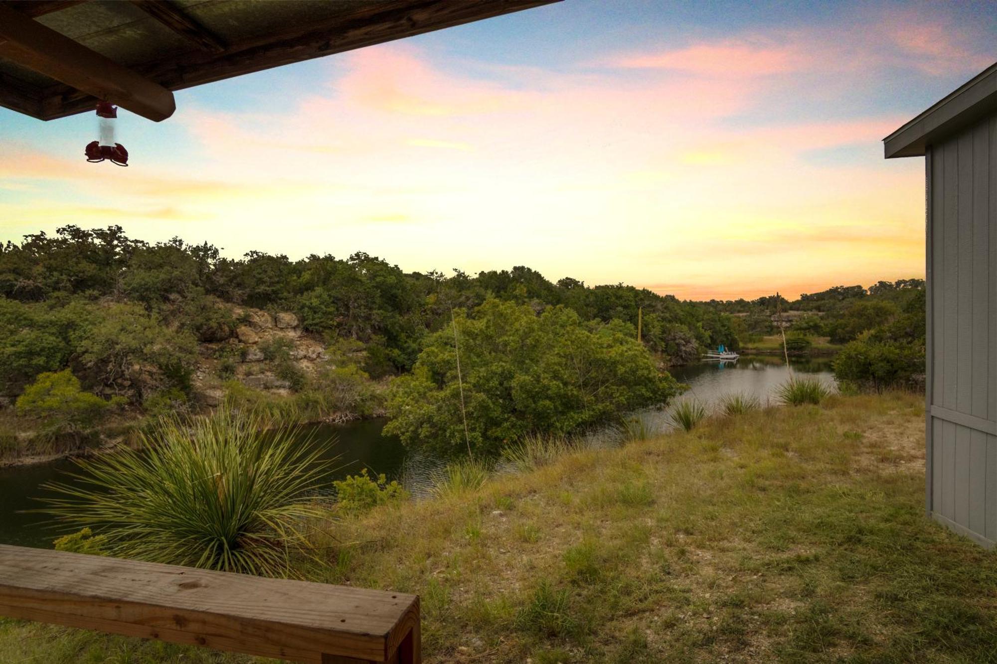 Hondo Creek Hideaway Hotel Tarpley Luaran gambar
